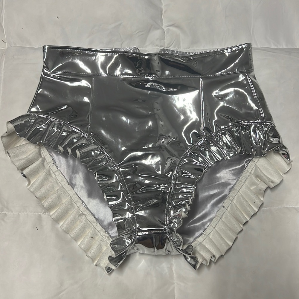 Char Workroom Cheeky Shorts